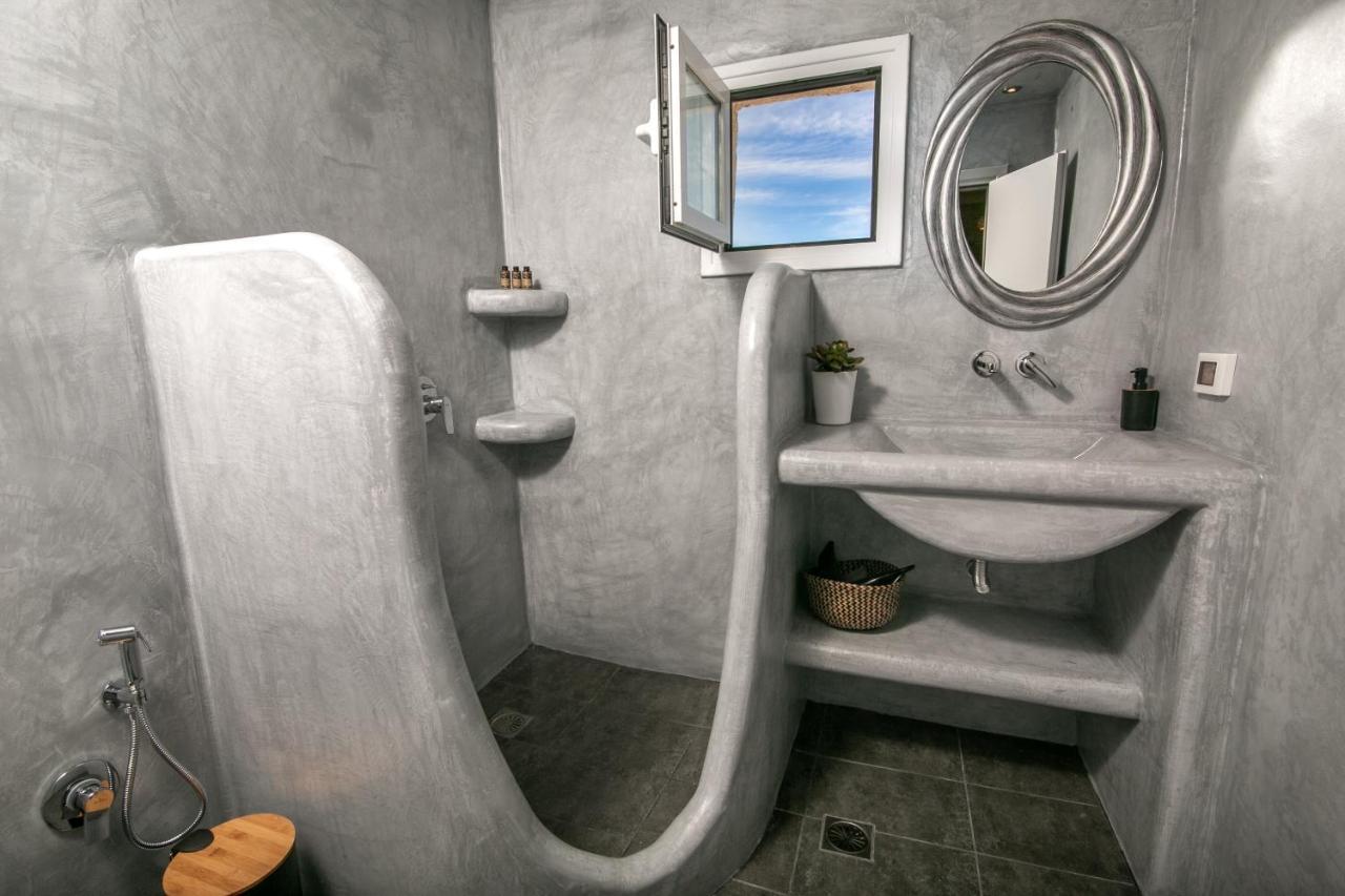 אויה Sensia Luxury Studio With Hot Tub מראה חיצוני תמונה