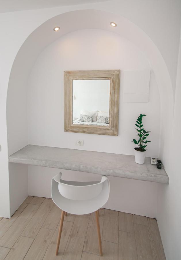 אויה Sensia Luxury Studio With Hot Tub מראה חיצוני תמונה